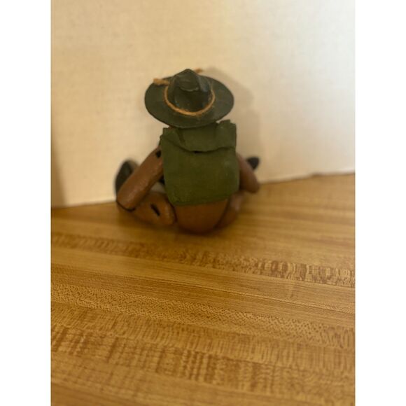 Stetson Home Classics 7" Jointed Bear Scout Camping Hiking Bear - Picture 8 of 9